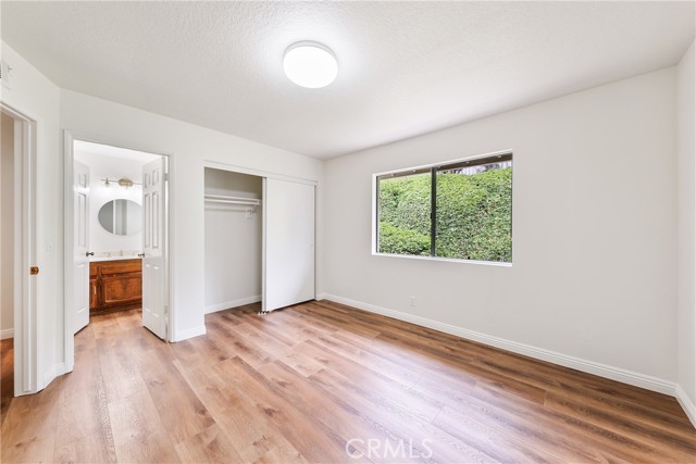 614 S Pathfinder Trail, Anaheim Hills CA: https://media.crmls.org/medias/e40f49f2-27c3-438f-85a3-4c0474c87a84.jpg