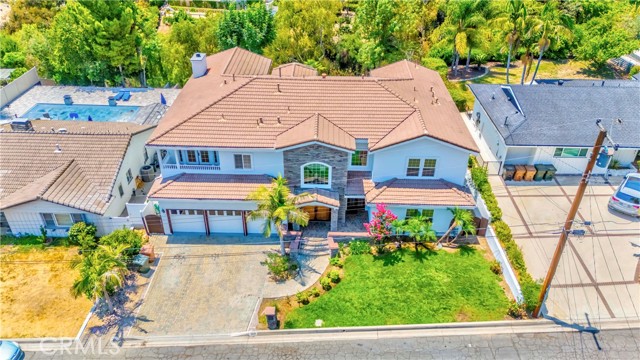 1841 Skyline Way, Fullerton CA: https://media.crmls.org/medias/e40f87bb-0da6-4b04-b226-a212d7147fdf.jpg
