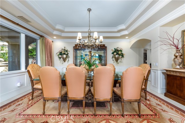 22883 Canyon View Road, Diamond Bar CA: https://media.crmls.org/medias/e4105b10-2aab-454a-8f58-58e4cbf43336.jpg