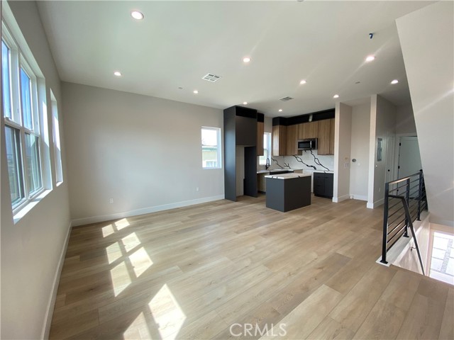 4712 West 17th Street, Los Angeles, CA, 90019 4712 West 17th Street, Los Angeles, CA, 90019