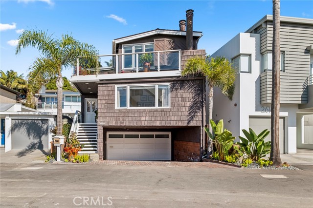 2616 Cove Street, Corona del Mar CA: https://media.crmls.org/medias/e4108b7d-0663-4e28-a930-0135cc6066c5.jpg