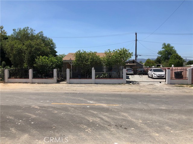 3884 Grant St, Corona, CA 92879