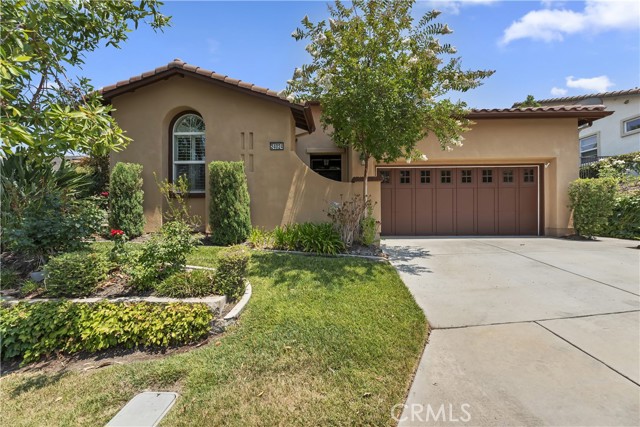 Detail Gallery Image 2 of 33 For 24024 Augusta Dr, Corona,  CA 92883 - 2 Beds | 2 Baths