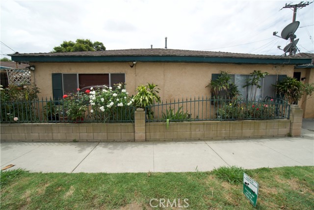 150 W 49th Street, Long Beach, CA 90805