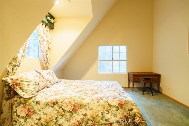 27381 Cottonwood Lane, Lake Arrowhead, CA 92317