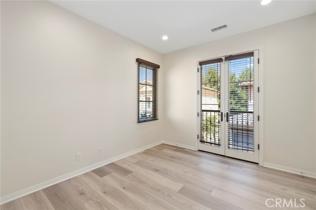 48 Brindisi, Irvine CA: https://media.crmls.org/medias/e411fa84-ad32-4499-9c06-5deb32b0d0a1.jpg