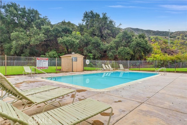 Detail Gallery Image 34 of 39 For 4901 Green River Rd #102,  Corona,  CA 92878 - 4 Beds | 2 Baths