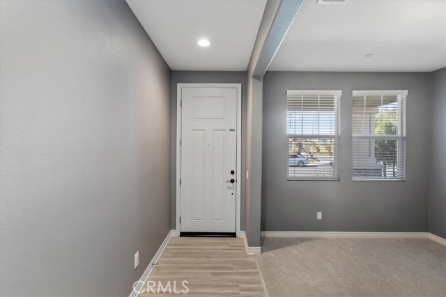 Detail Gallery Image 7 of 44 For 29114 Crabapple, Lake Elsinore,  CA 92530 - 4 Beds | 2/1 Baths