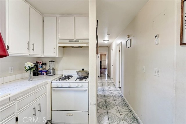 Detail Gallery Image 13 of 28 For 1258 N Wilmington Bld, Wilmington,  CA 90744 - 3 Beds | 2 Baths