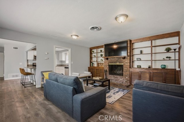 Detail Gallery Image 20 of 41 For 188 E Green, Claremont,  CA 91711 - 4 Beds | 2 Baths