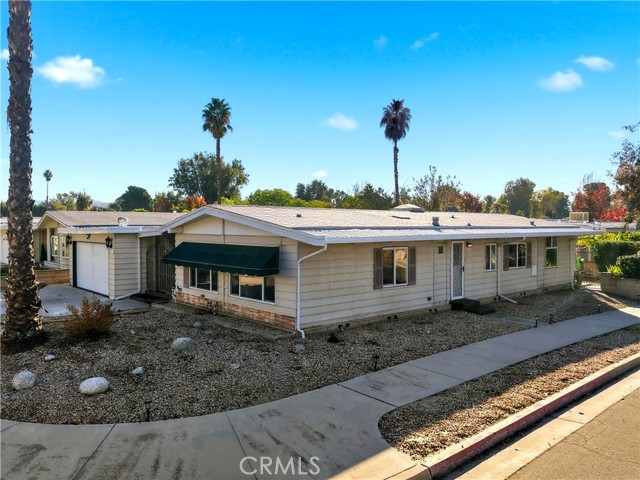 Detail Gallery Image 4 of 28 For 2683 Chamise Way, Hemet,  CA 92545 - 2 Beds | 2 Baths