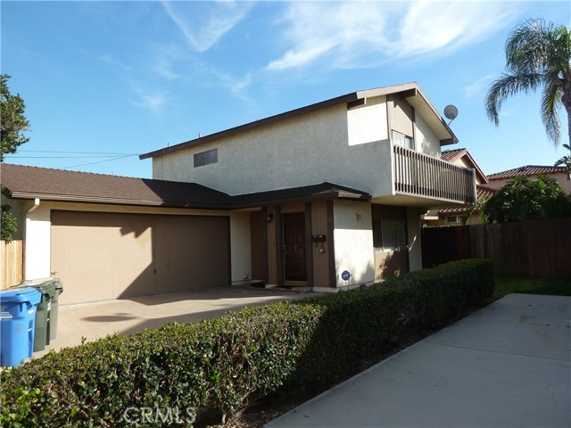 detached rear unit. Subject property