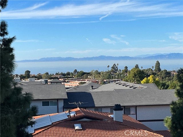 4 Via La Cima, Rancho Palos Verdes, California 90275, 4 Bedrooms Bedrooms, ,2 BathroomsBathrooms,Residential,For Sale,Via La Cima,SB25010652