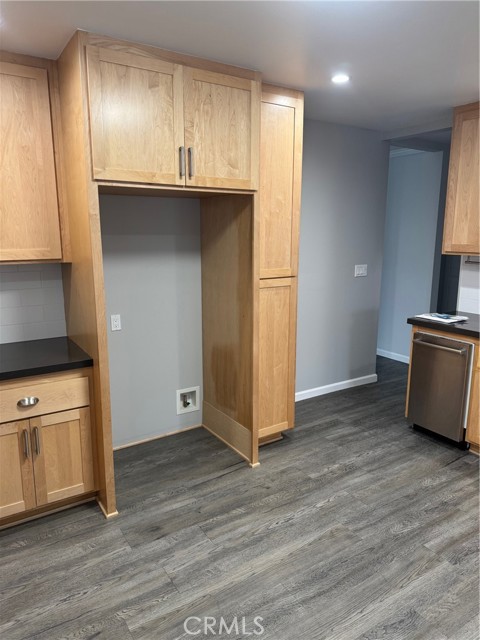 Detail Gallery Image 5 of 20 For 17531 San Jose, Granada Hills,  CA 91344 - 2 Beds | 1 Baths