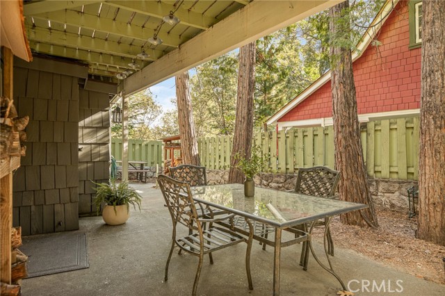 28772 Cedar, Lake Arrowhead, CA 92352