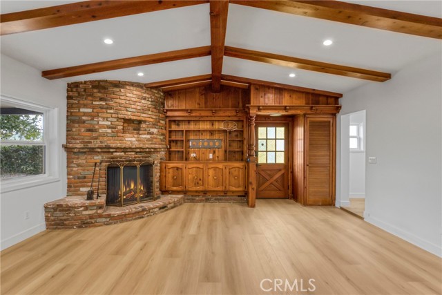 Detail Gallery Image 14 of 31 For 8666 Keokuk, Winnetka,  CA 91306 - 4 Beds | 2 Baths