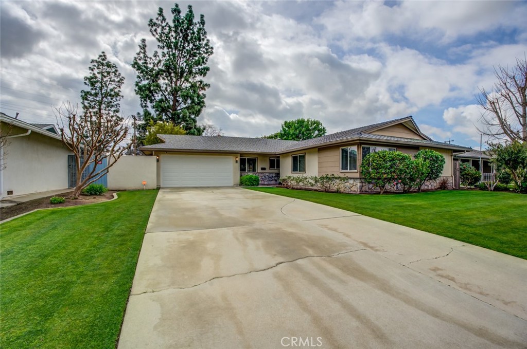 3213 Mulberry Drive, Bakersfield, CA 93301