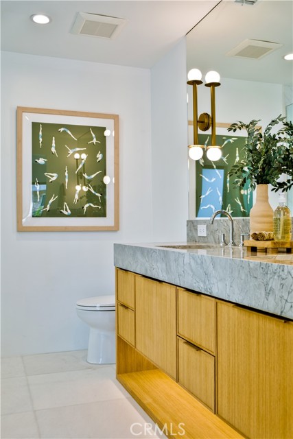 Detail Gallery Image 26 of 30 For 707 2nd St, Hermosa Beach,  CA 90254 - 4 Beds | 4/1 Baths