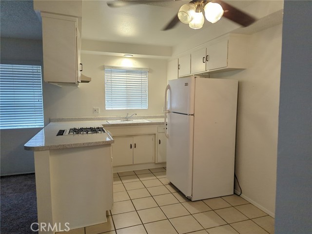 Detail Gallery Image 3 of 5 For 3682 15th #E,  Riverside,  CA 92501 - 1 Beds | 1 Baths