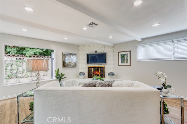 2270 W 231st Street, Torrance CA: https://media.crmls.org/medias/e4164fb8-e66a-435a-ab5d-af2716afea44.jpg