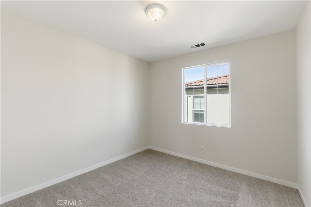 MLS #OC25234656 image #33