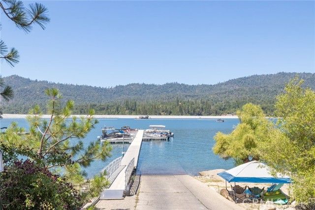Detail Gallery Image 37 of 65 For 37744 Shoreline Dr, Bass Lake,  CA 93604 - 4 Beds | 2 Baths