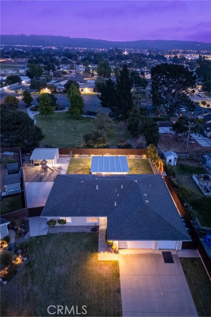 1216 Shady Glen Court, Santa Maria CA: https://media.crmls.org/medias/e41791b7-1013-40fa-81fc-d8c5f41f7358.jpg