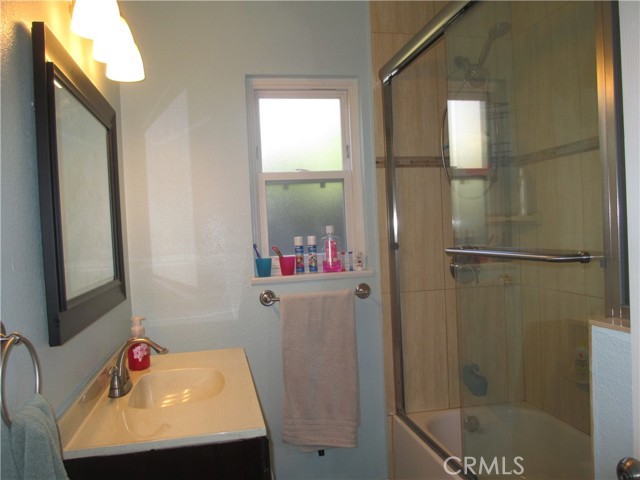 Detail Gallery Image 37 of 41 For 2281 Faust Ave, Long Beach,  CA 90815 - 3 Beds | 3 Baths