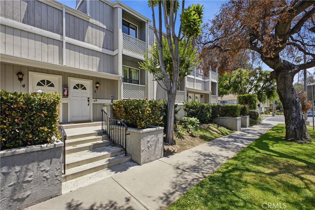 965 E Del Mar #3