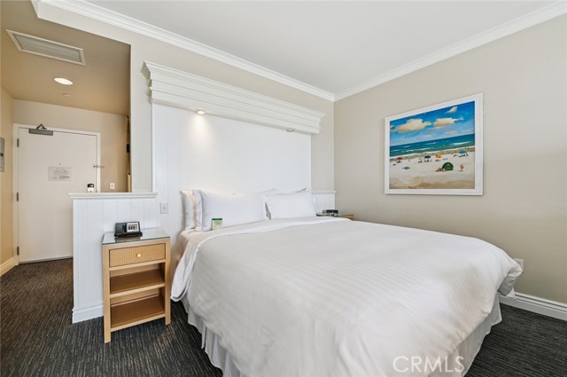 1300 The Strand, Hermosa Beach, California 90254, 1 Bedroom Bedrooms, ,1 BathroomBathrooms,Residential,Sold,The Strand,SB25153201