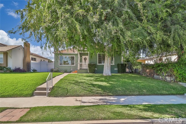 Detail Gallery Image 3 of 41 For 3411 W Chandler Bld, Burbank,  CA 91505 - 3 Beds | 1/1 Baths