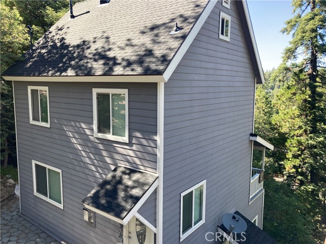 576 Rose Lane, Twin Peaks CA: https://media.crmls.org/medias/e41a115b-8987-4f7d-8e49-0d58c361be29.jpg