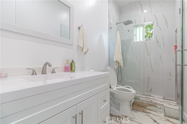 Detail Gallery Image 18 of 51 For 14159 Gault St, Van Nuys,  CA 91405 - 3 Beds | 2 Baths