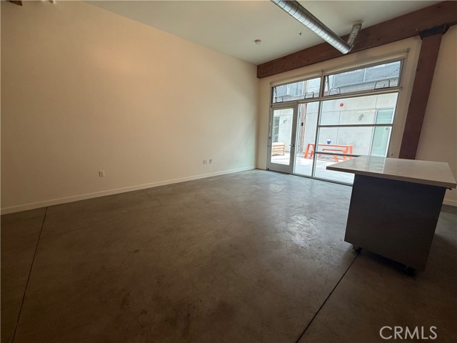 Detail Gallery Image 4 of 15 For 527 Molino #117,  Los Angeles,  CA 90013 - 1 Beds | 1 Baths