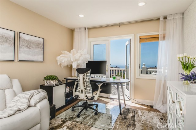 Bedroom #3 upstairs is remodeled with stunning ocean views and ensuite. Bedroom #3 upstairs is remodeled with stunning ocean views and ensuite.