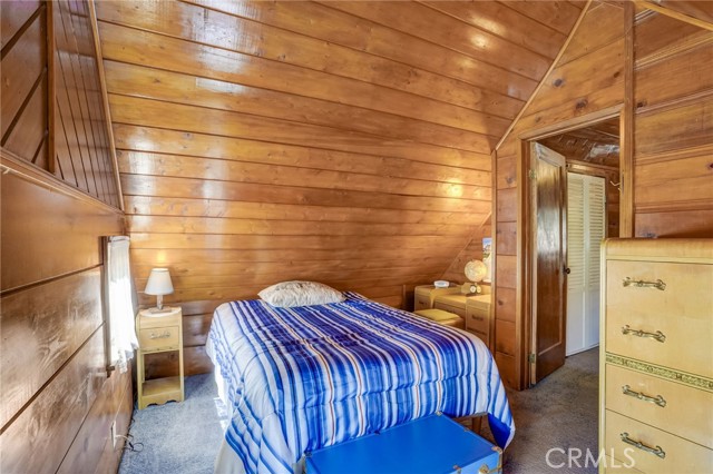 Detail Gallery Image 30 of 61 For 937 Cameron Dr, Big Bear Lake,  CA 92315 - 2 Beds | 1/1 Baths
