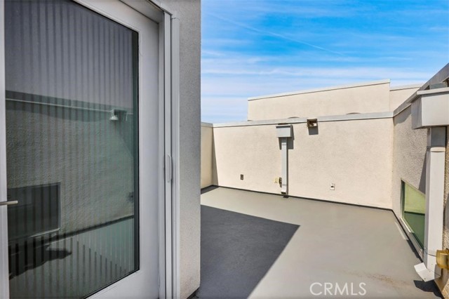 Detail Gallery Image 24 of 27 For 6919 Knowlton Place, Los Angeles,  CA 90045 - 3 Beds | 4 Baths