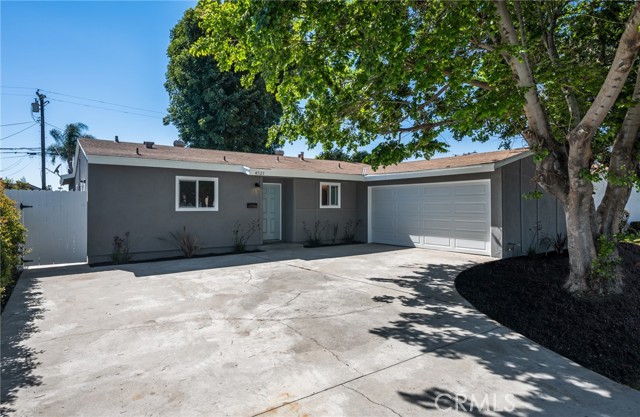 4521 N Roxburgh Ave, Covina, CA 91722