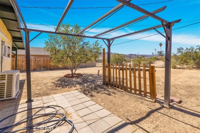 Detail Gallery Image 24 of 38 For 6186 Abronia, Twentynine Palms,  CA 92277 - 2 Beds | 1 Baths