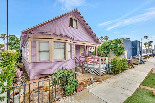 317 Francisca Avenue, Redondo Beach, California 90277, 1 Bedroom Bedrooms, ,1 BathroomBathrooms,Residential,Sold,Francisca,SB23108873