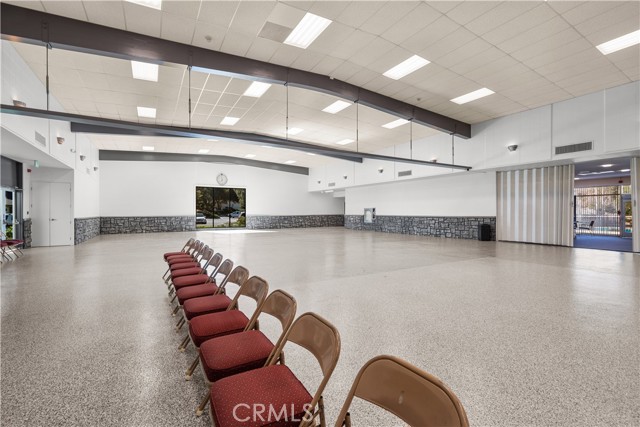 Detail Gallery Image 28 of 38 For 19504 Avenue of the Oaks #C,  Newhall,  CA 91321 - 2 Beds | 2 Baths