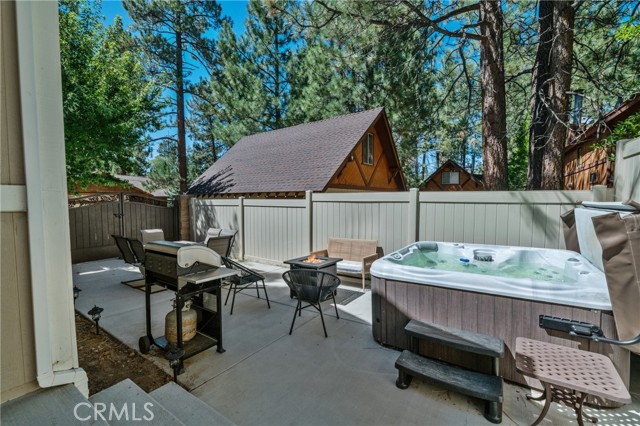 Detail Gallery Image 22 of 27 For 41432 Oak St, Big Bear Lake,  CA 92315 - 3 Beds | 2 Baths