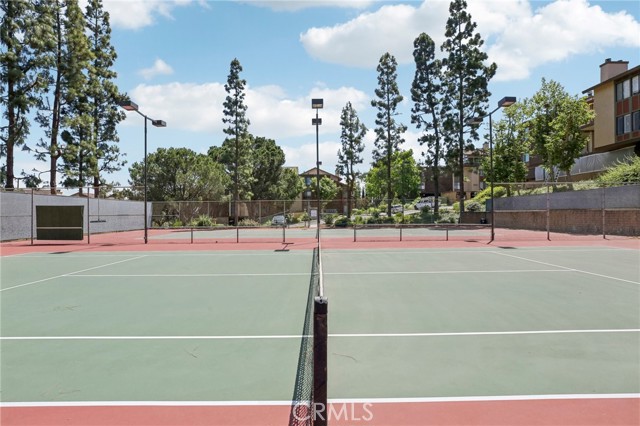 Detail Gallery Image 30 of 33 For 2506 E Willow Street #302,  Signal Hill,  CA 90755 - 2 Beds | 2 Baths