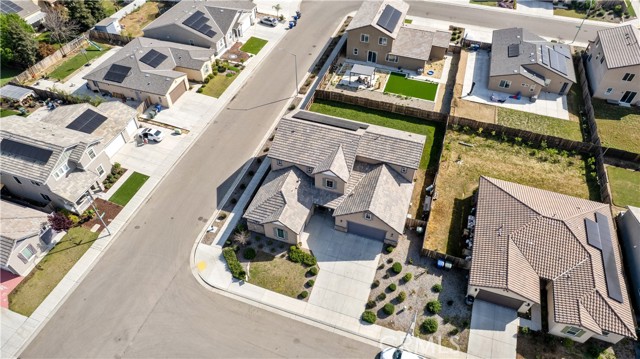 Detail Gallery Image 41 of 45 For 2698 N Arroyo Ave, Fresno,  CA 93727 - 5 Beds | 3/1 Baths