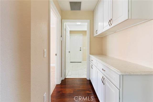 Detail Gallery Image 35 of 58 For 6717 Mission Grove Pkwy, Riverside,  CA 92506 - 4 Beds | 2 Baths