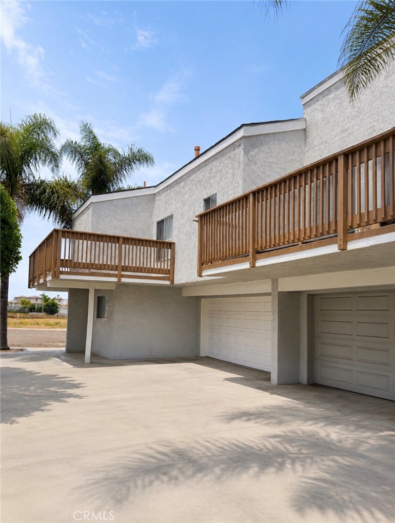 MLS #OC26151619 image #1