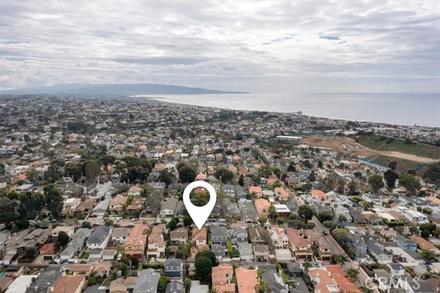 625 33rd Street, Manhattan Beach, California 90266, 3 Bedrooms Bedrooms, ,3 BathroomsBathrooms,Residential,Sold,33rd,OC21258370