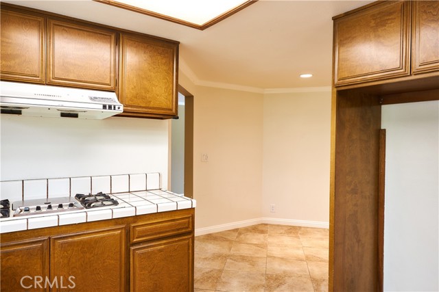 Detail Gallery Image 5 of 43 For 1035 English Oaks, Arcadia,  CA 91006 - 4 Beds | 2/1 Baths