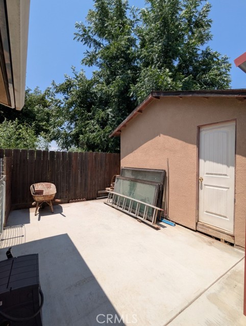 751 Glenwood Lane, Willows CA: https://media.crmls.org/medias/e421958c-8720-4f2c-902b-0a2e37f00dad.jpg