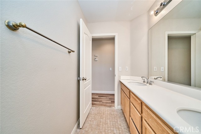 Detail Gallery Image 39 of 54 For 13010 Banning, Victorville,  CA 92392 - 5 Beds | 3 Baths